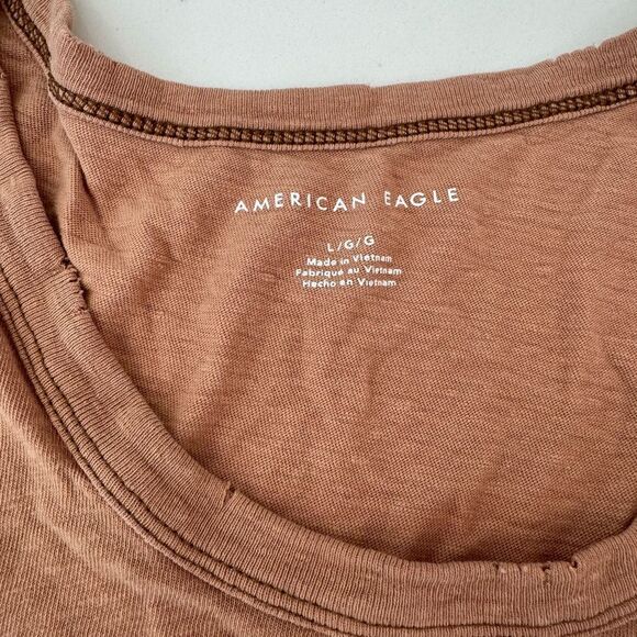 American Eagle slouchy, distressed shirt in camel colour size large - Picture 2 of 3